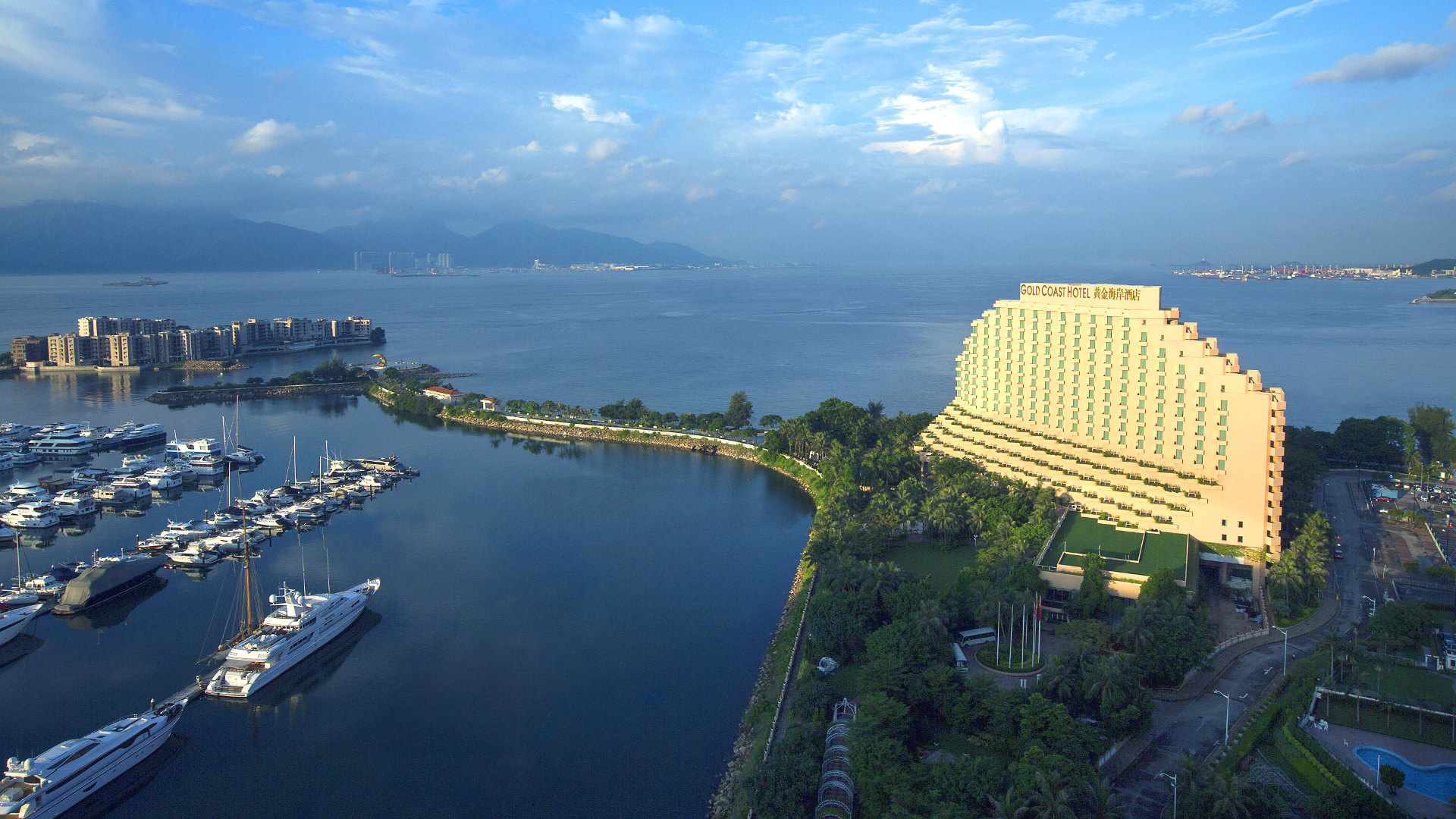 Goldcoast Hotel overview